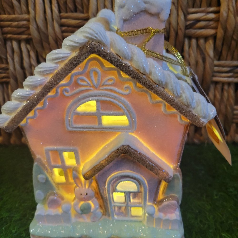 Easter Gingerbread house light up